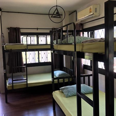 A Pousada Nearthepark Backpack Boutique House Chiang Mai Exterior foto